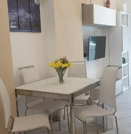 Karina House - * 코모