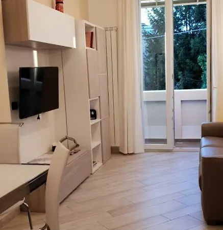 Apartament Karina House - Como